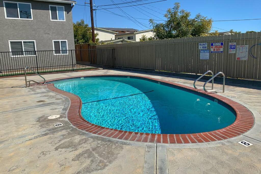 Huntington Highlight - Pool, Patio, Close To Beach Хантингтон-Бич Экстерьер фото